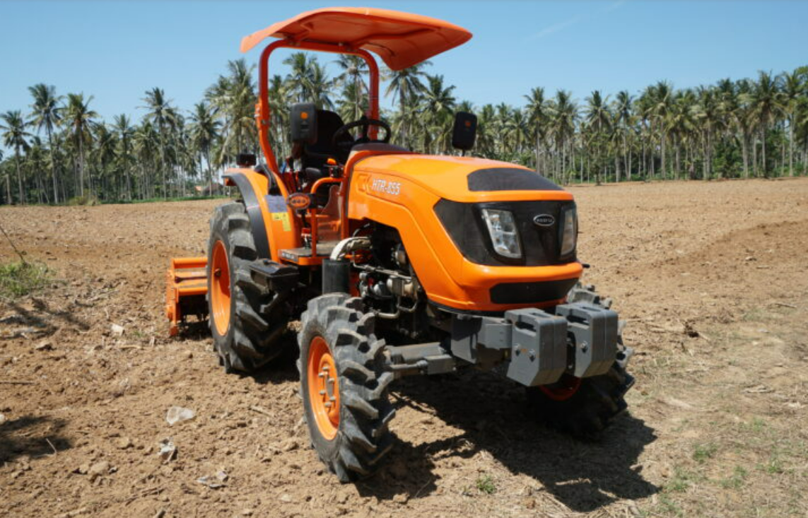 The specialized rice-paddy tractor we developed in collaboration with the Indonesian government has 